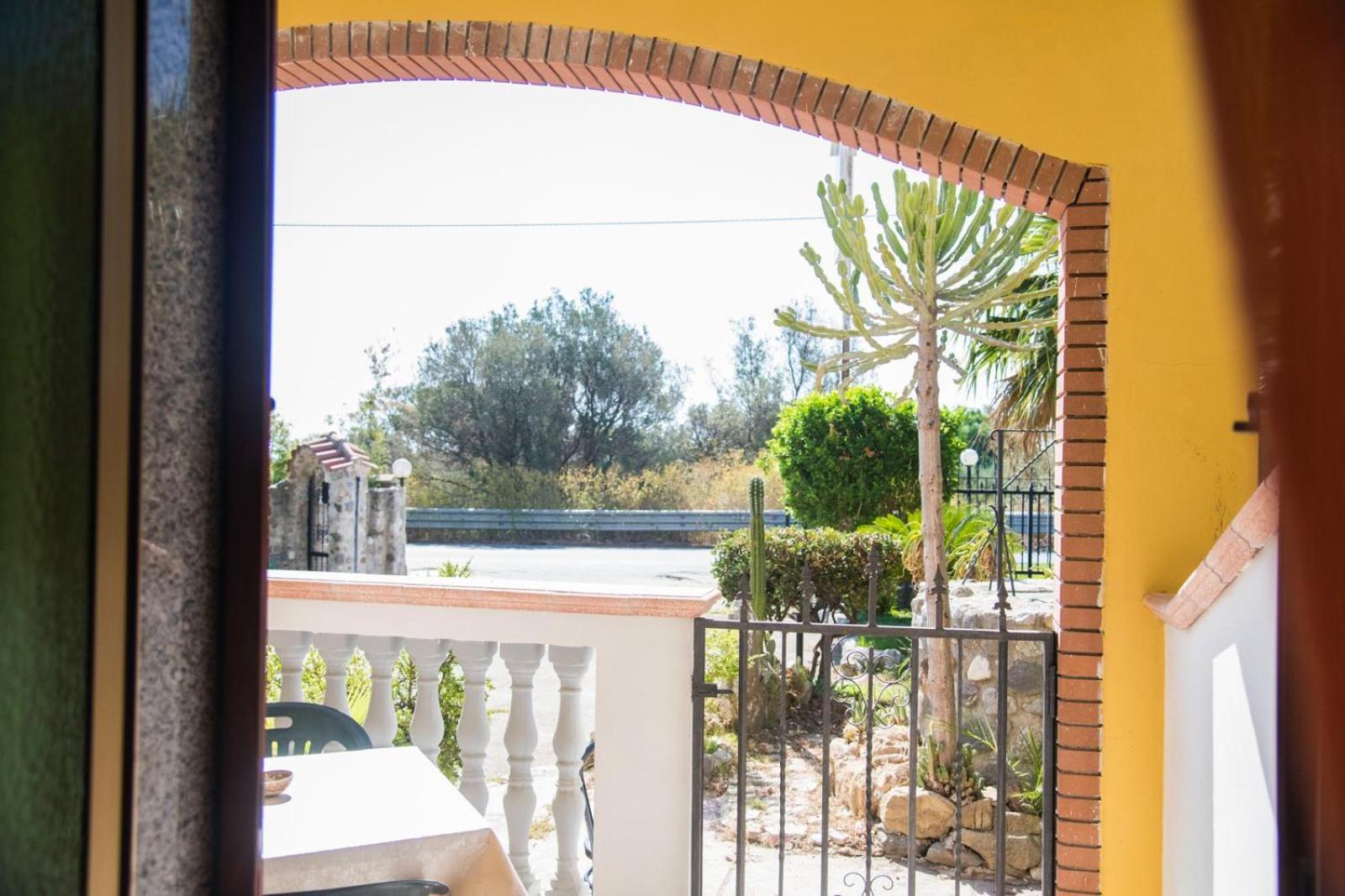 Bed and Breakfast Casa Cosmano Brancaleone Marina Exterior foto