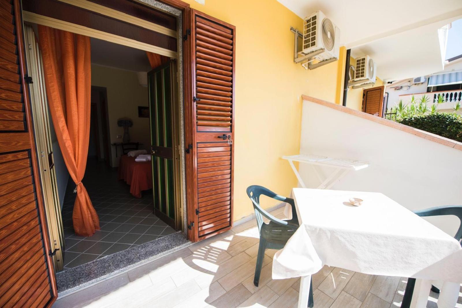 Bed and Breakfast Casa Cosmano Brancaleone Marina Exterior foto