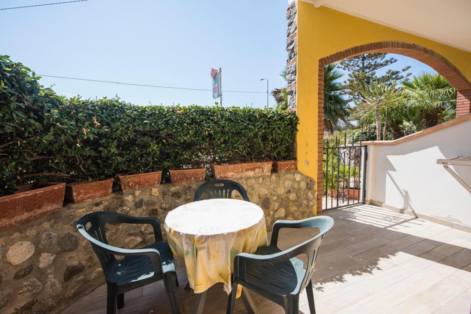 Bed and Breakfast Casa Cosmano Brancaleone Marina Exterior foto