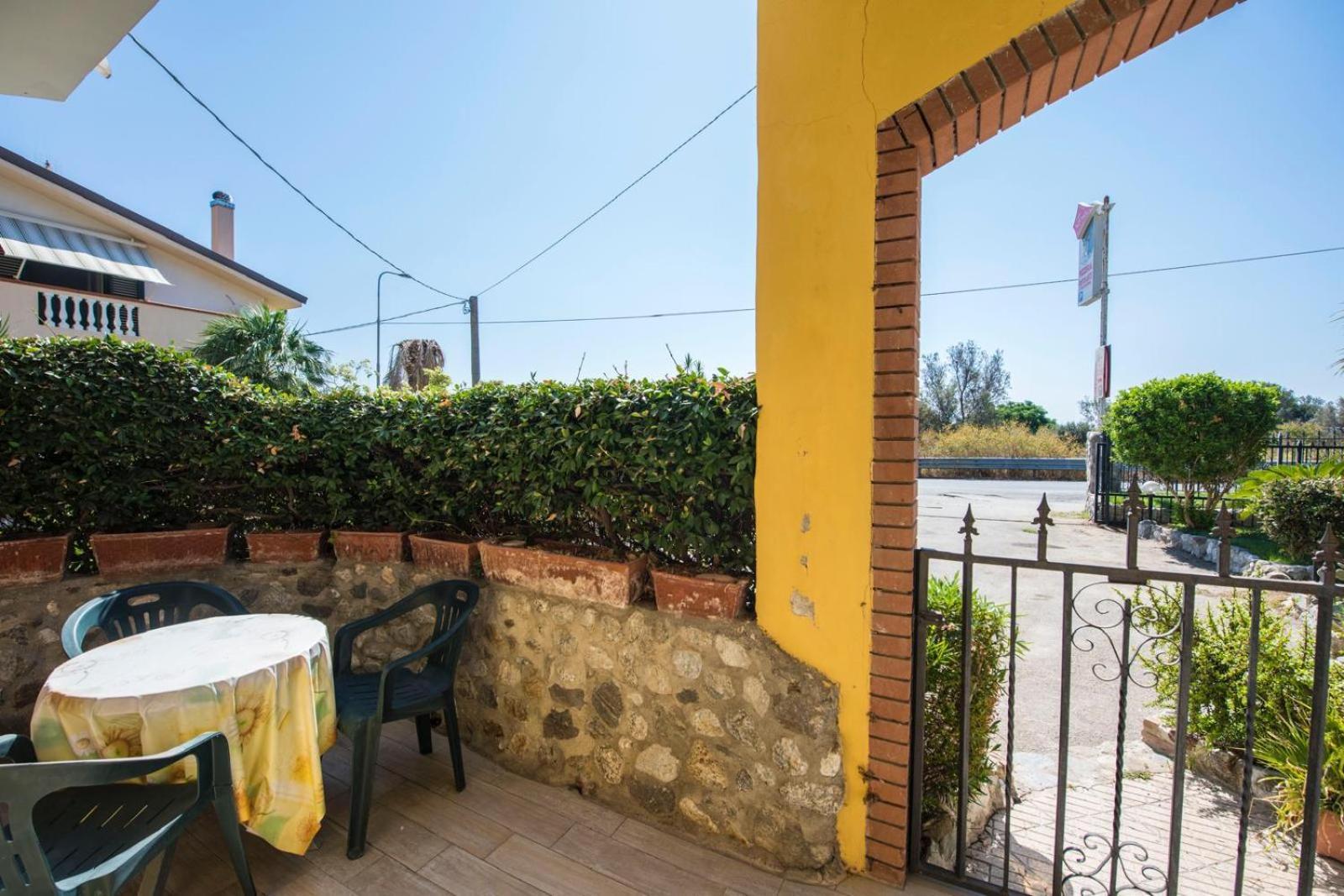 Bed and Breakfast Casa Cosmano Brancaleone Marina Exterior foto