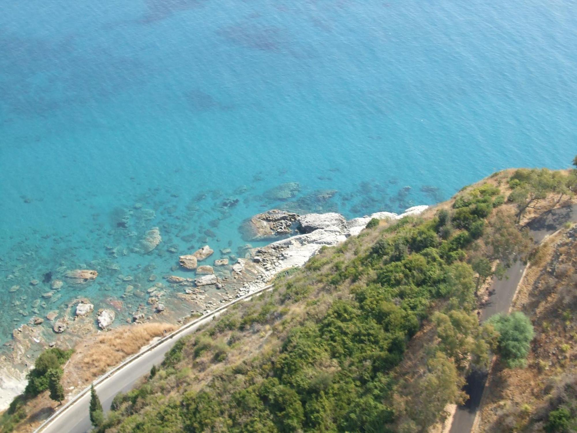 Bed and Breakfast Casa Cosmano Brancaleone Marina Exterior foto